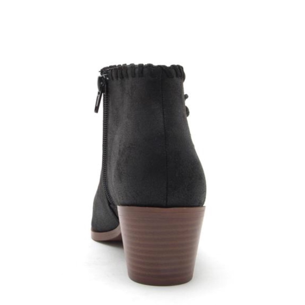 Last 1 Size 6 Qupid Black Distressed Black Bootie - Picture 4 of 7